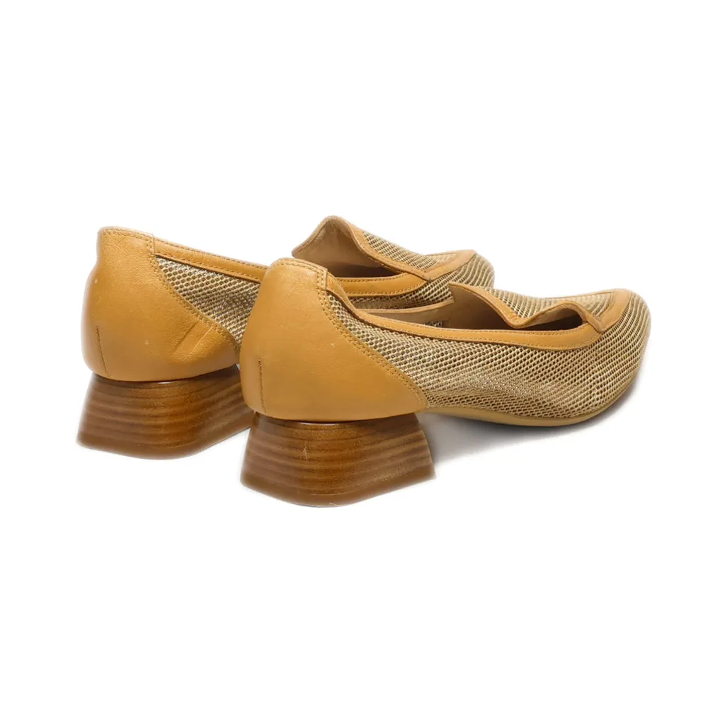 Hispanitas Joy Is A Choice Mid-Heel Shoes Fabric Brown Colour For Women